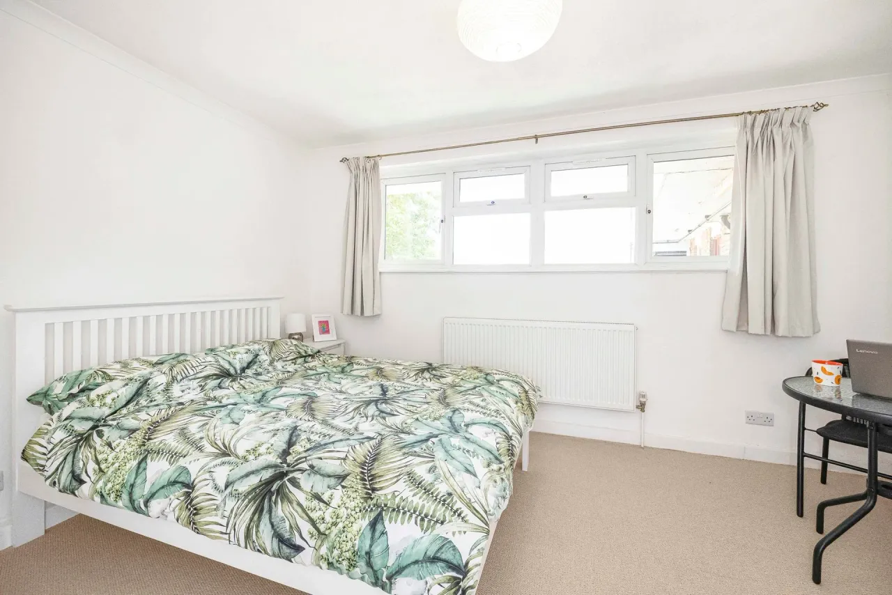 High Road Leyton, John Strype Court High Road Leyton, E10, photo 10