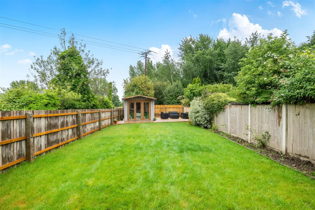 Dover Road, Sandwich, Kent, CT13 0DD, photo 28
