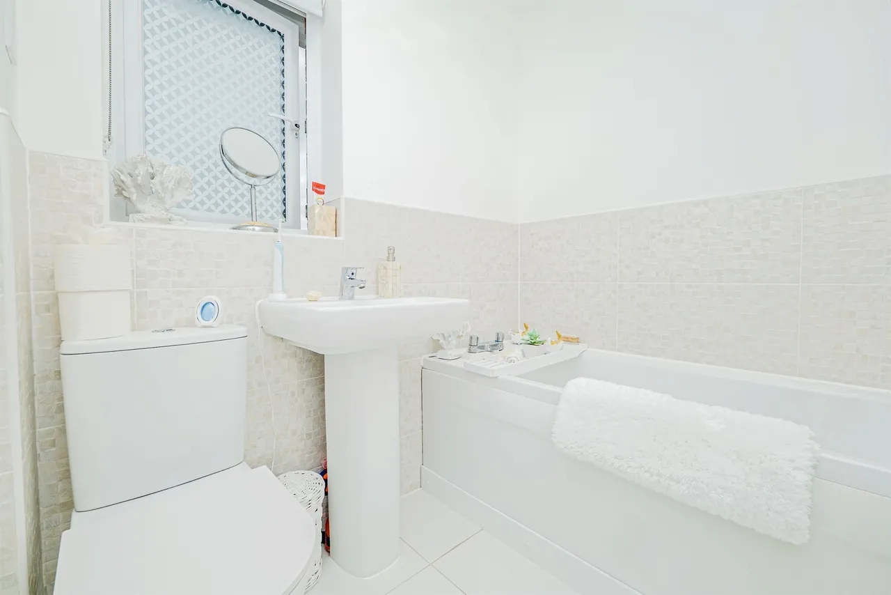 Railway Road, Barry, CF62, photo 13