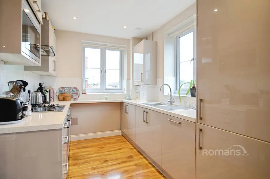 Queens Road, Farnborough, GU14, photo 2