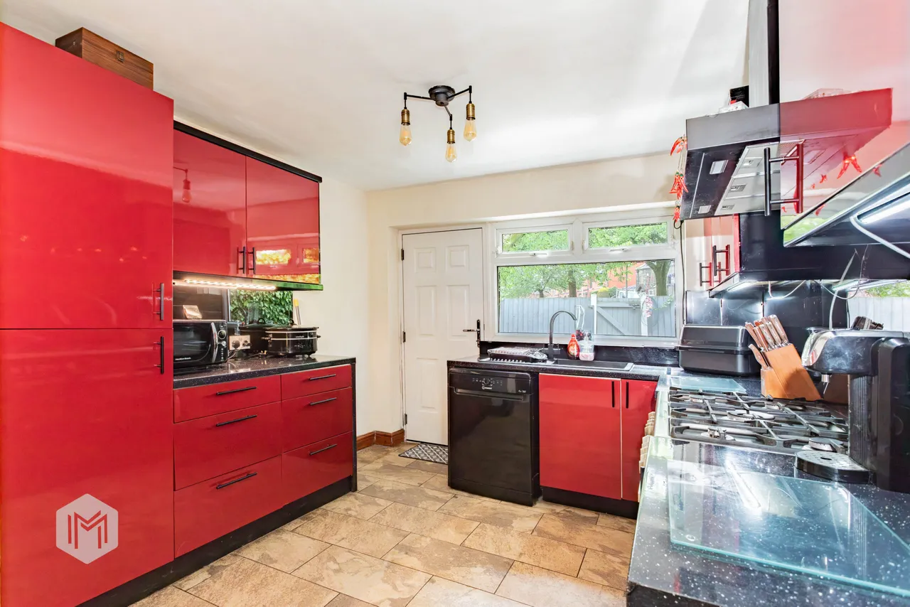 Bury Road, Tottington, Bury, BL8 3HB, photo 5