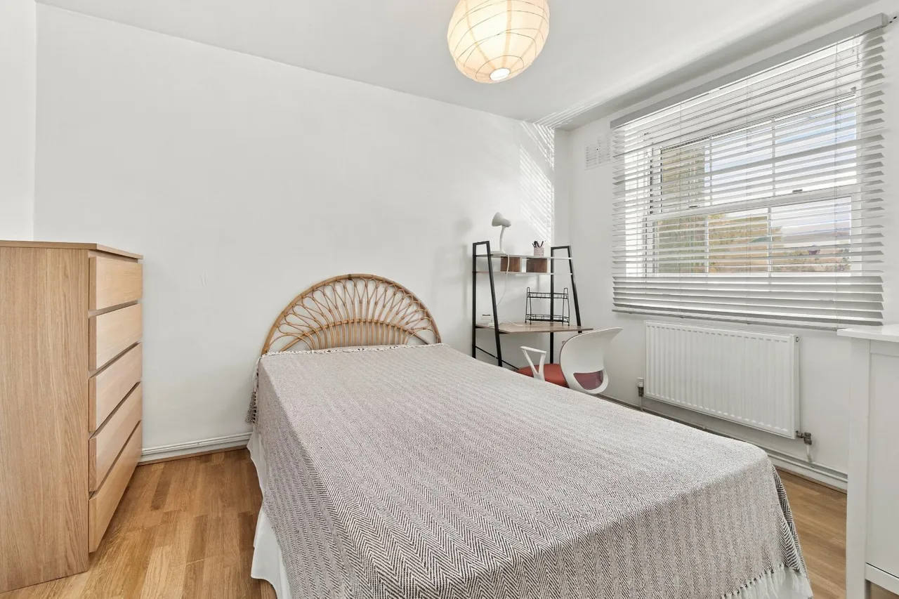 Worsopp Drive, Clapham, SW4, photo 3