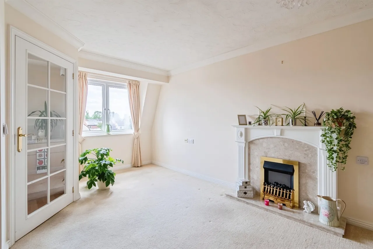 Gladstone Road, Chippenham, photo 2