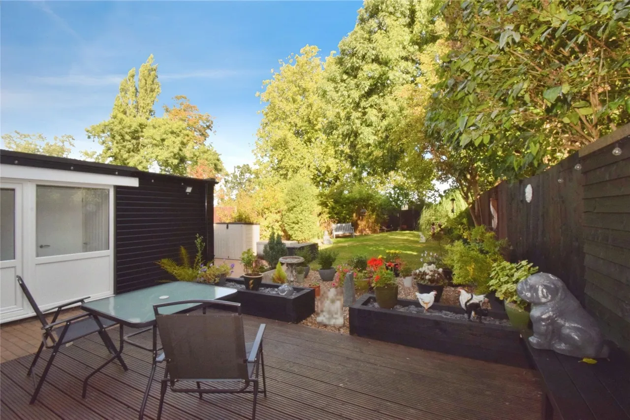 Central Avenue, Wigston, LE18, photo 6