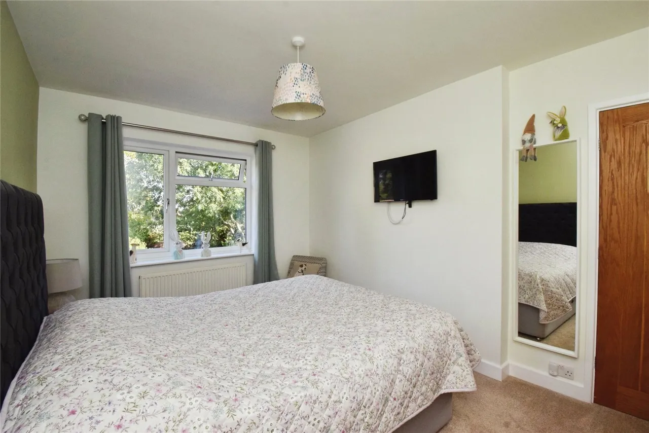 Central Avenue, Wigston, LE18, photo 7