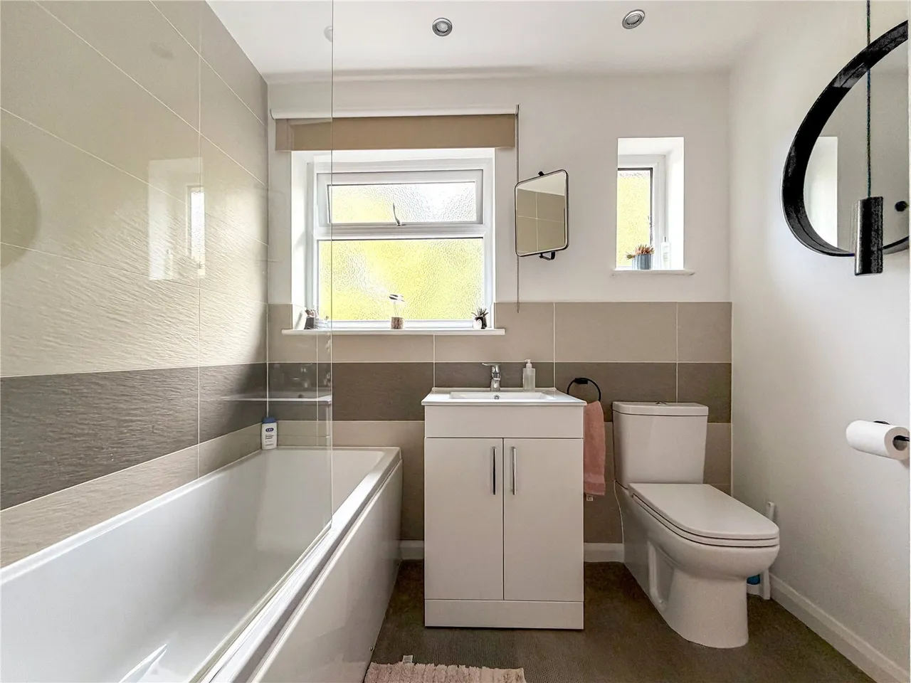 Central Avenue, Wigston, LE18, photo 10
