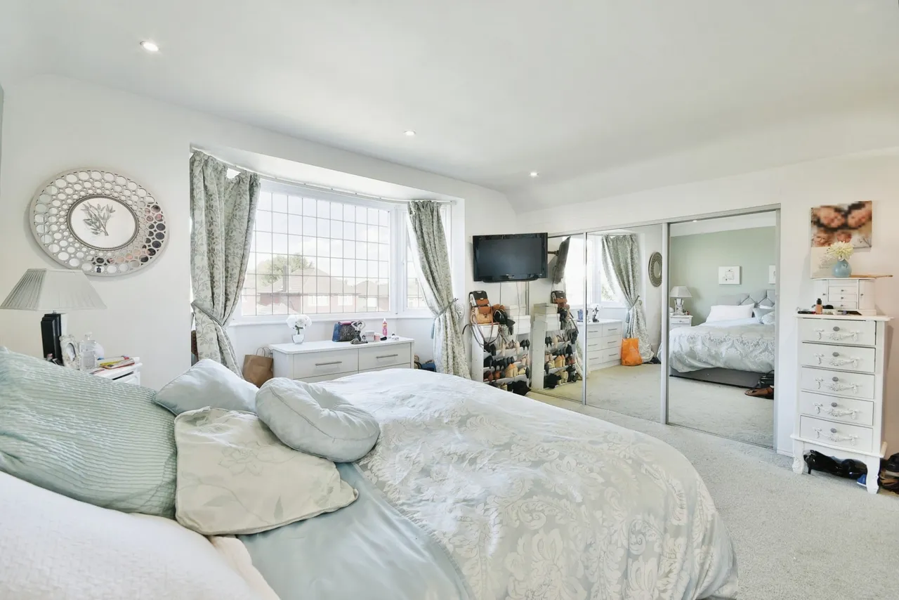 Winn Road, London, SE12, photo 10
