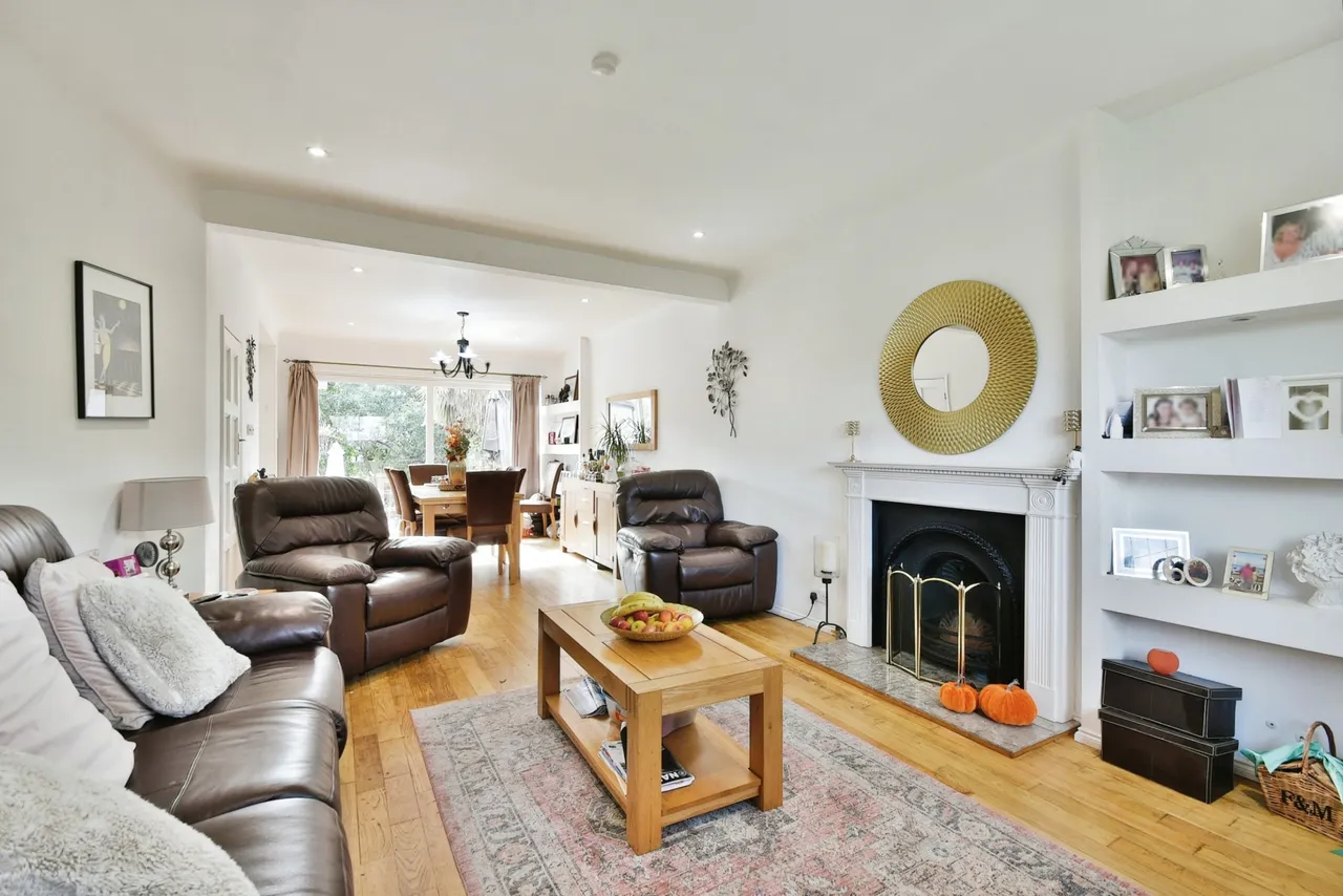 Winn Road, London, SE12, photo 3