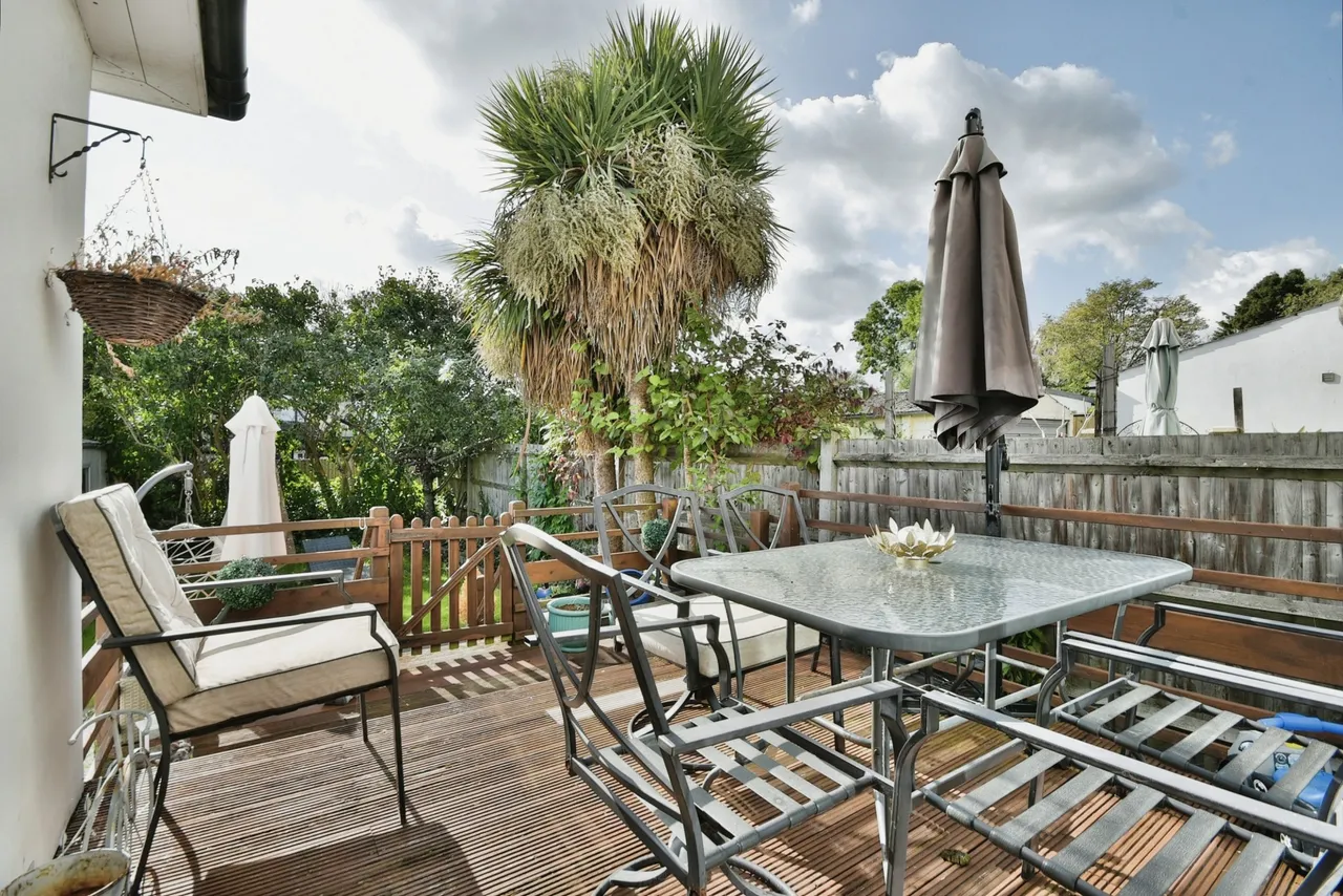 Winn Road, London, SE12, photo 14