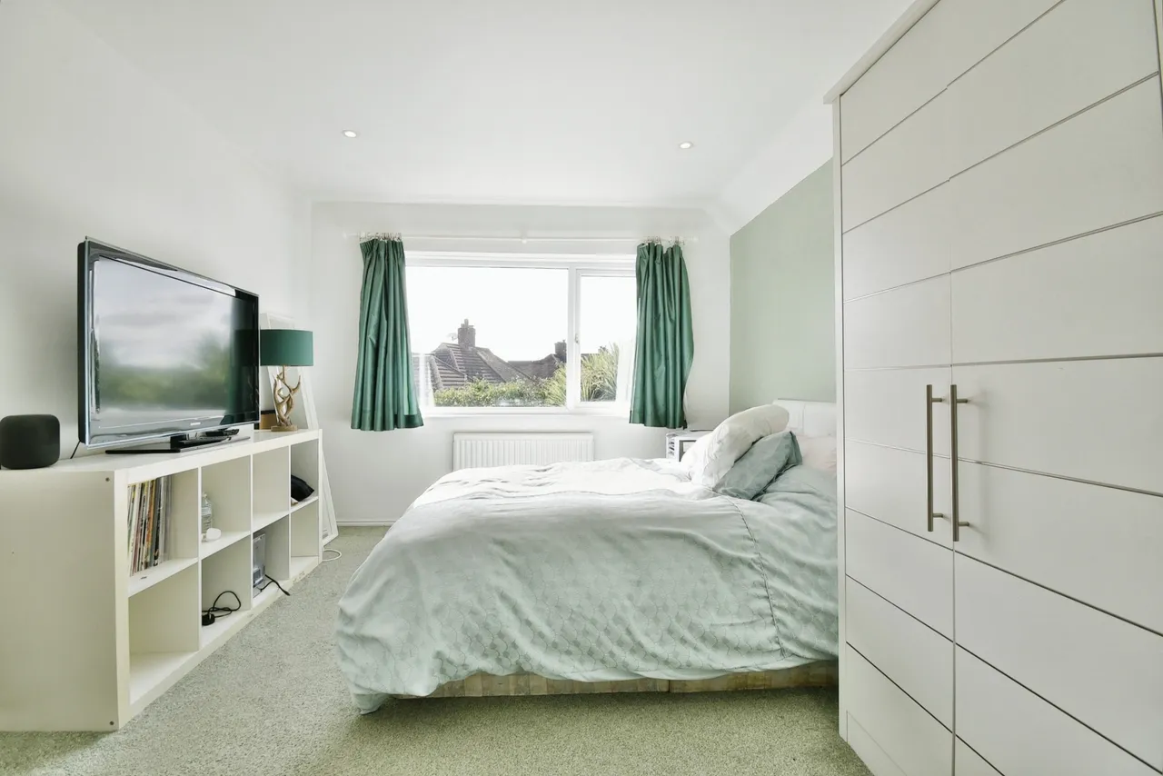 Winn Road, London, SE12, photo 11