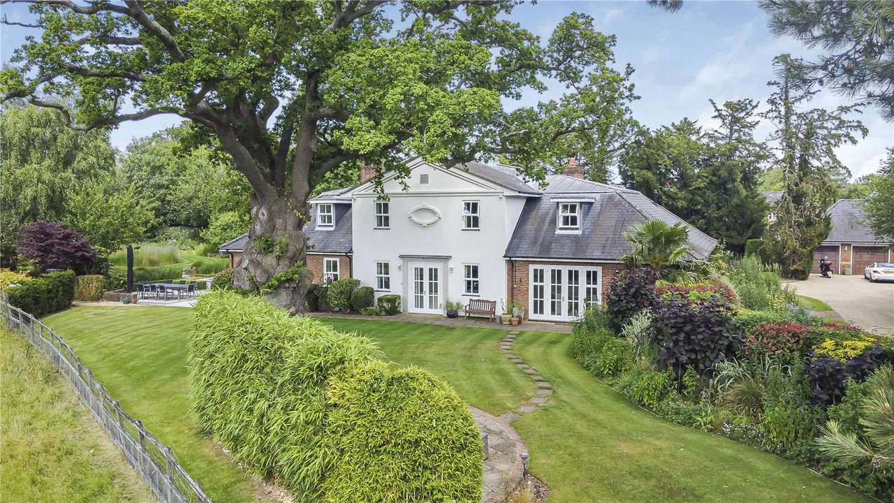 Wild Hill Road, Woodside, Hertfordshire, AL9 6DD, photo 14