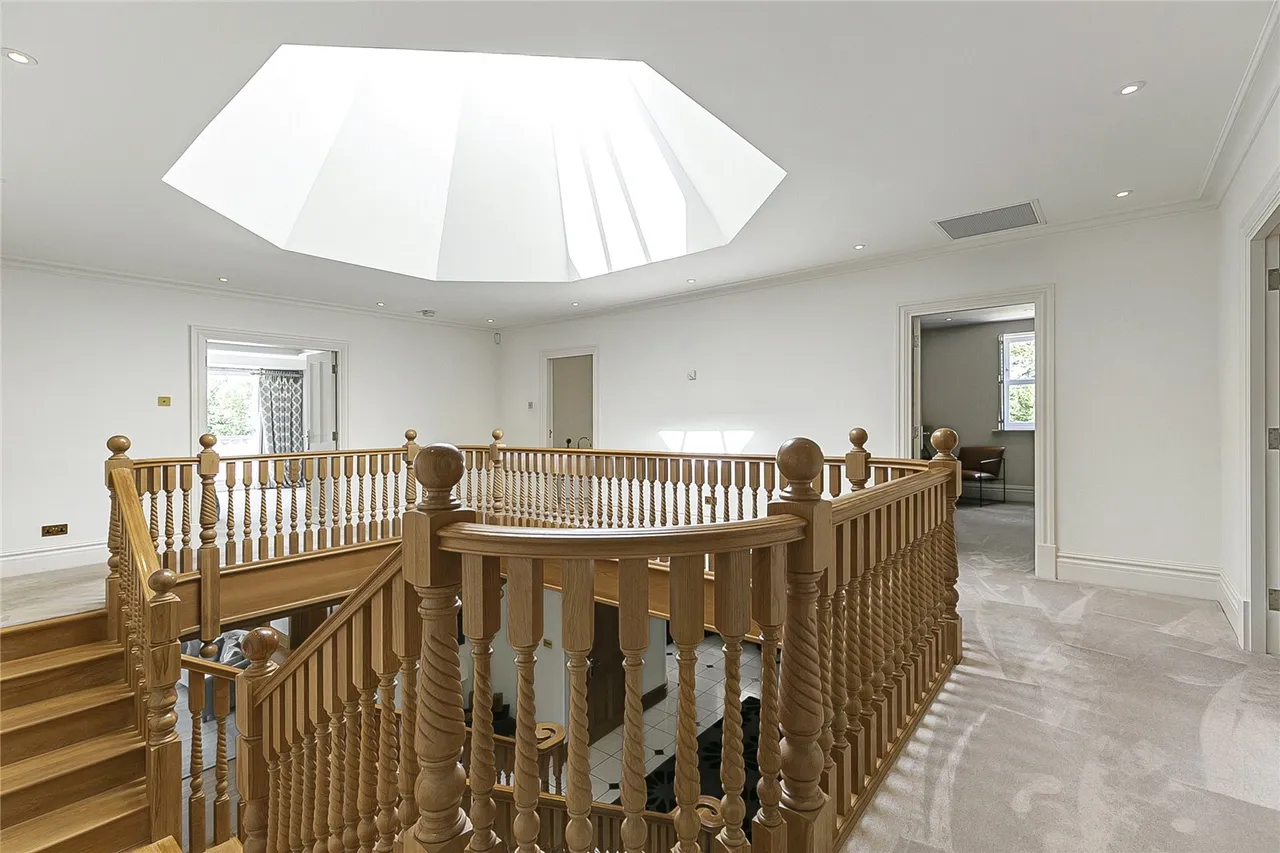 Wild Hill Road, Woodside, Hertfordshire, AL9 6DD, photo 26