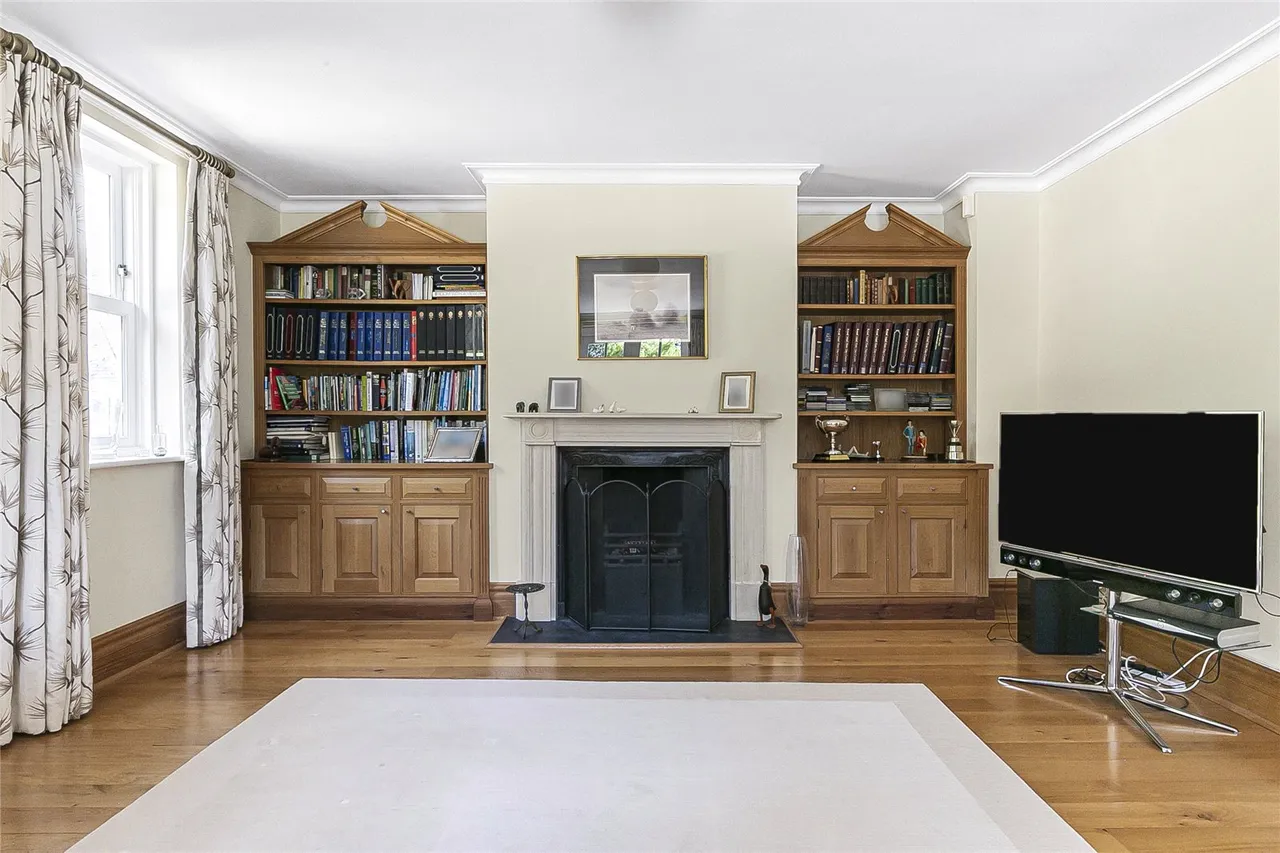 Wild Hill Road, Woodside, Hertfordshire, AL9 6DD, photo 20