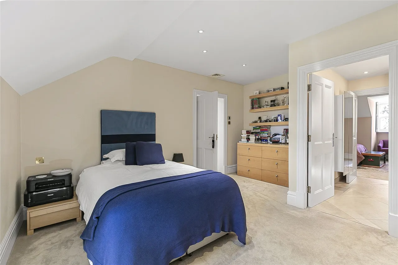 Wild Hill Road, Woodside, Hertfordshire, AL9 6DD, photo 42