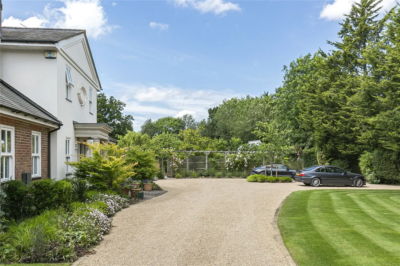 Wild Hill Road, Woodside, Hertfordshire, AL9 6DD, photo 43