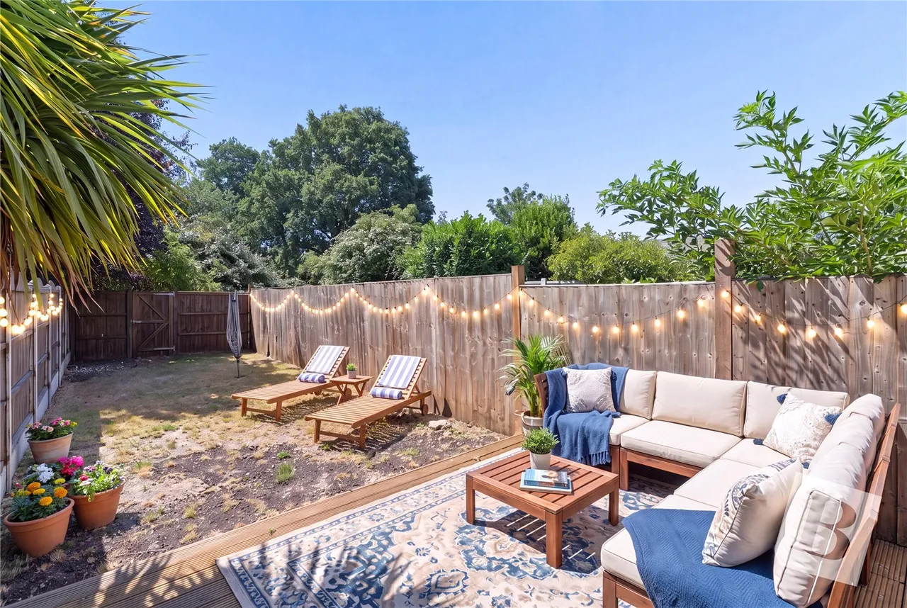 Latimer Drive, Basildon, SS15, photo 7