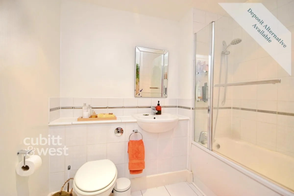 Station Approach, Epsom, KT19, photo 6