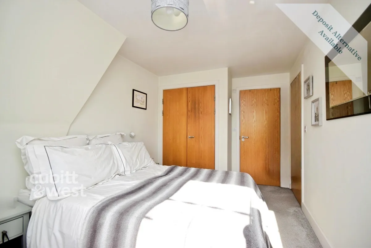 Station Approach, Epsom, KT19, photo 9