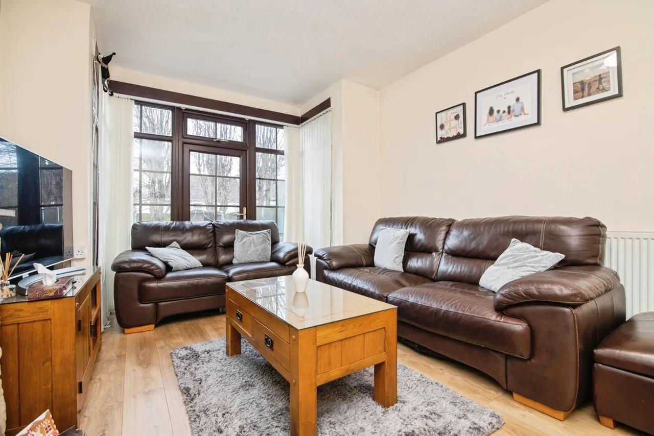Hawthorn Croft, Oldbury, B68, photo 3