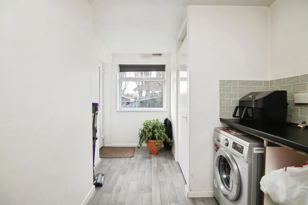 Hawthorn Croft, Oldbury, B68, photo 8