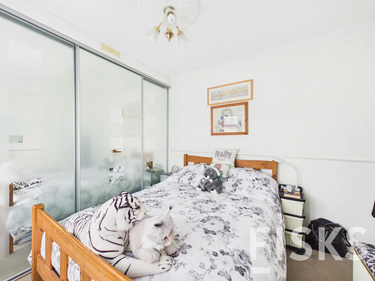 Urmond Road, Canvey Island, SS8, photo 6