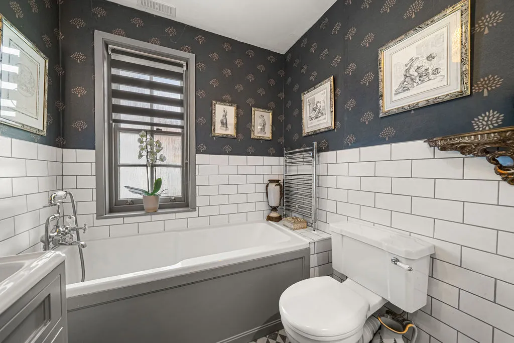 Woburn Hill, Addlestone, KT15, photo 13