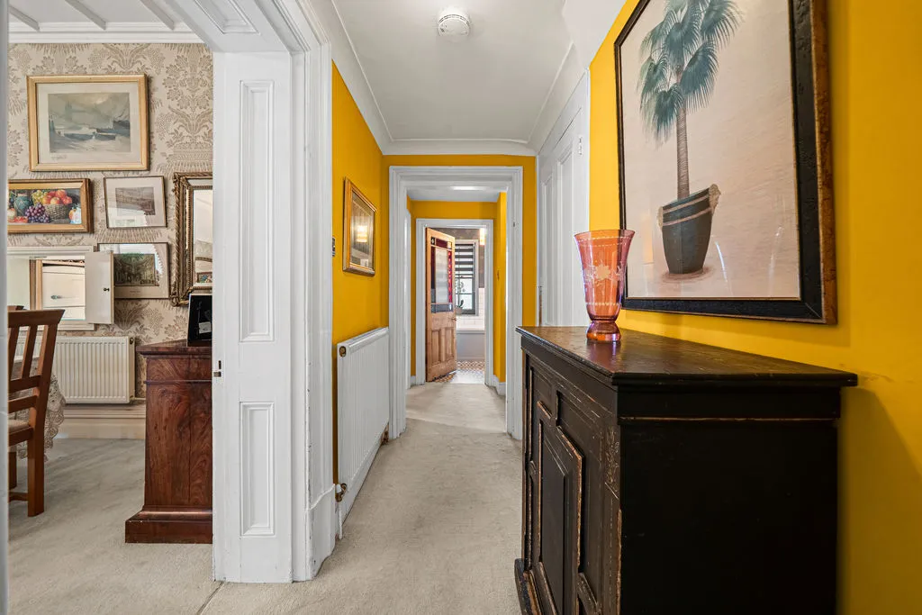 Woburn Hill, Addlestone, KT15, photo 12