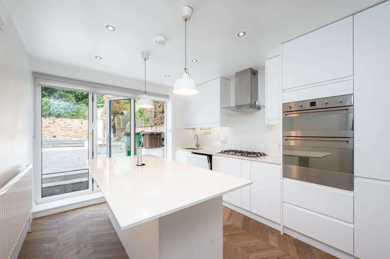 Garden Flat, 90 Goldhurst Terrace, London, photo 3