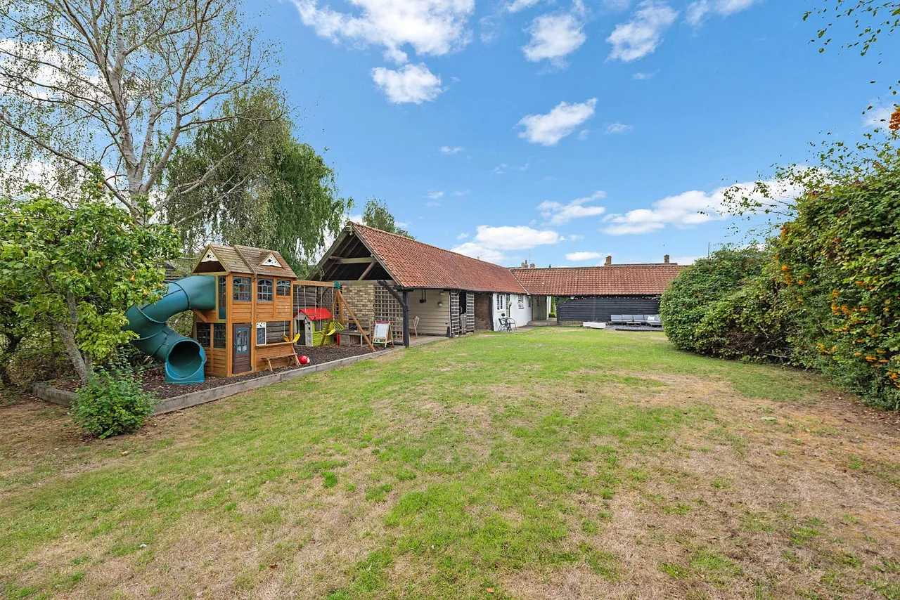 High Street, Warboys, PE28, photo 28