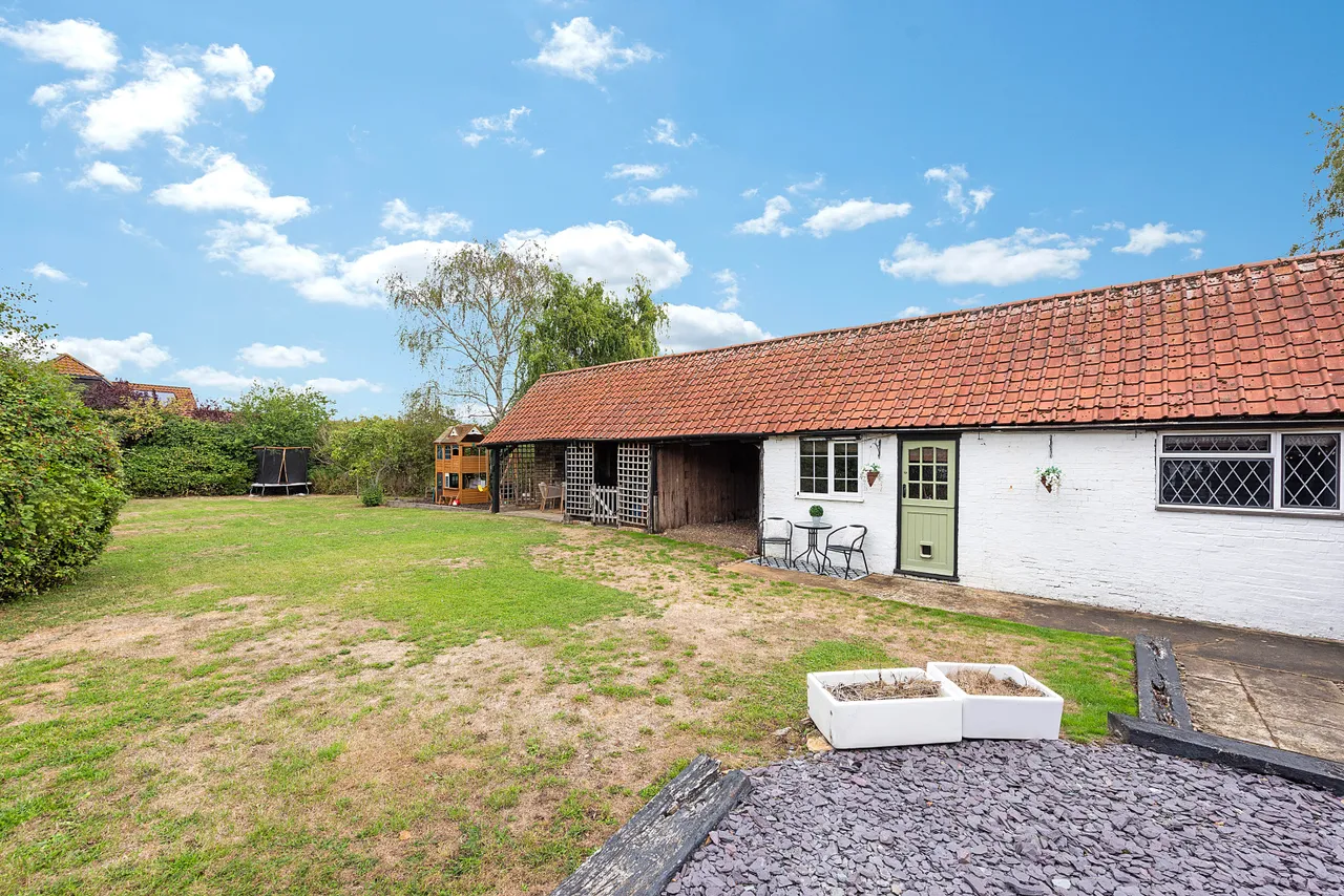 High Street, Warboys, PE28, photo 25