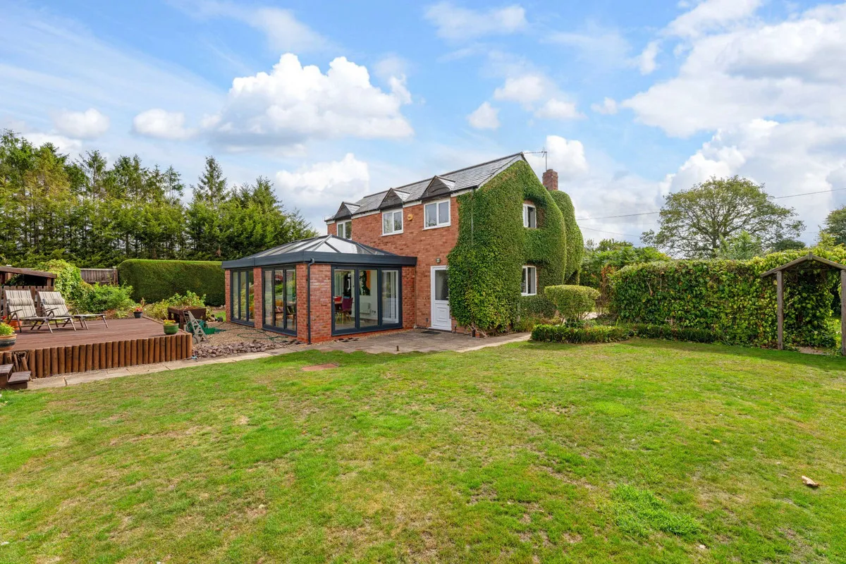 Droitwich Road, Hanbury Bromsgrove, B60, photo 22
