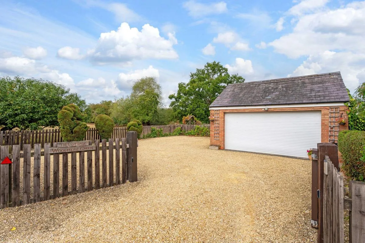 Droitwich Road, Hanbury Bromsgrove, B60, photo 24