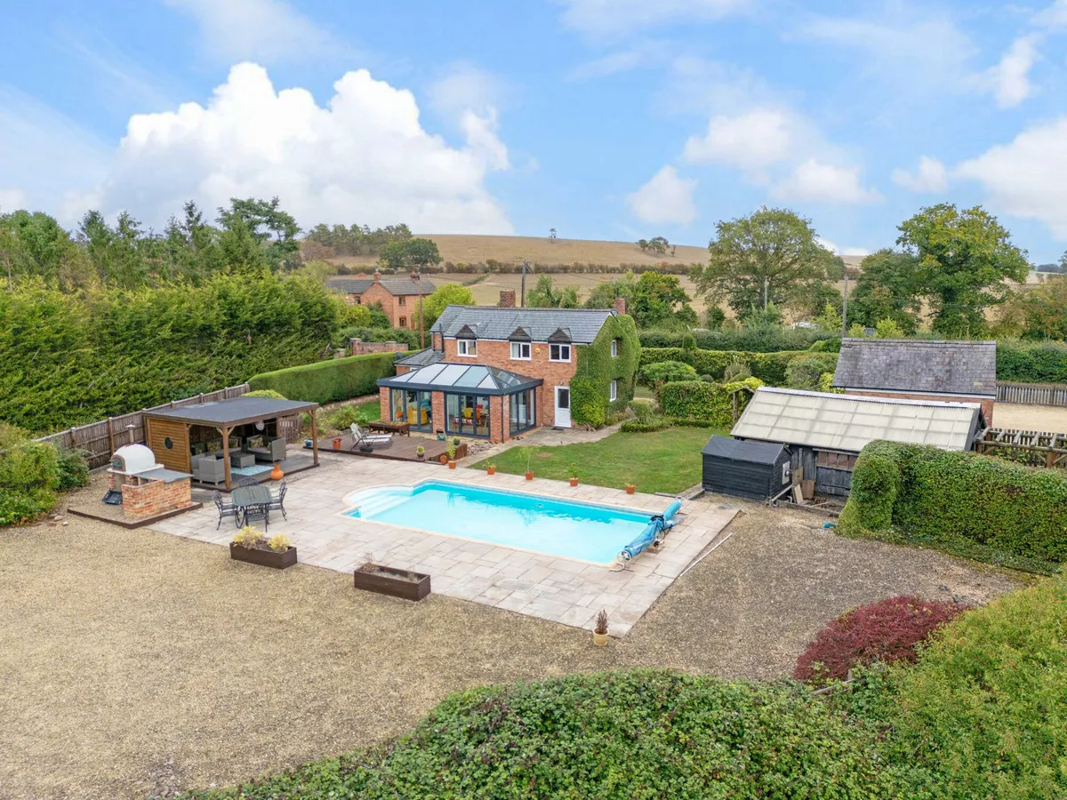 Droitwich Road, Hanbury Bromsgrove, B60, photo 2