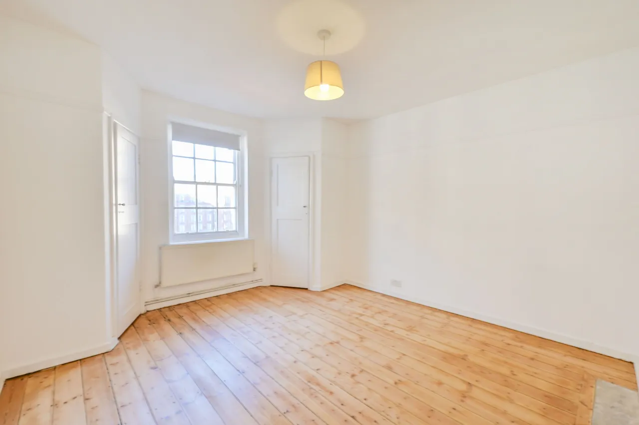 Flat E, 1 Ebury Bridge Road, London, photo 4