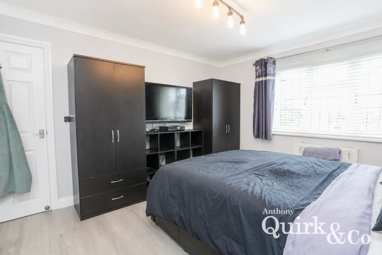 Komberg Crescent, Canvey Island, SS8, photo 18