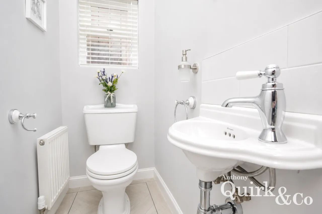 Komberg Crescent, Canvey Island, SS8, photo 10