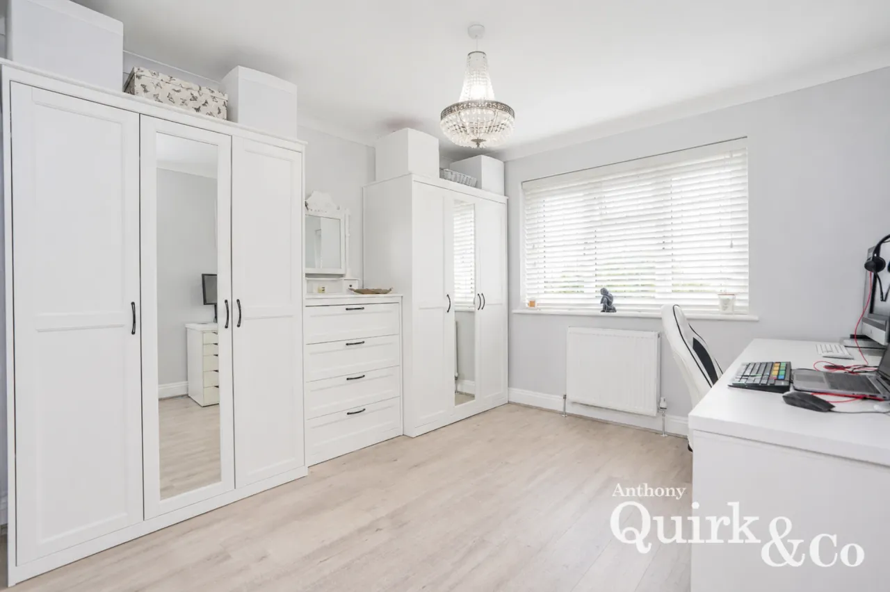 Komberg Crescent, Canvey Island, SS8, photo 21