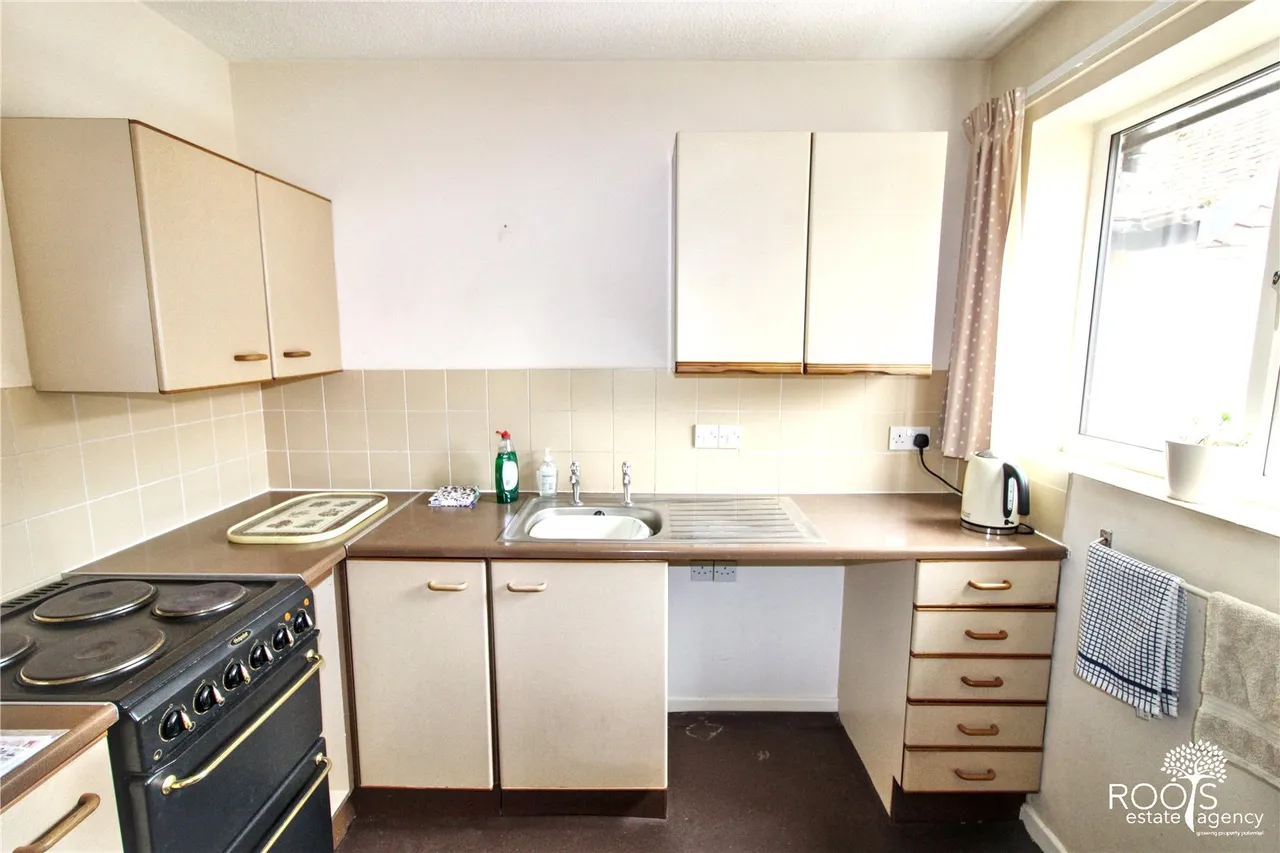 Thatcham, Berkshire, photo 3