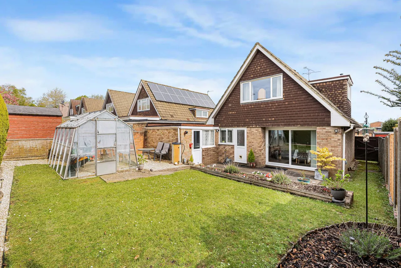 Heron Close, Alton, GU34, photo 4
