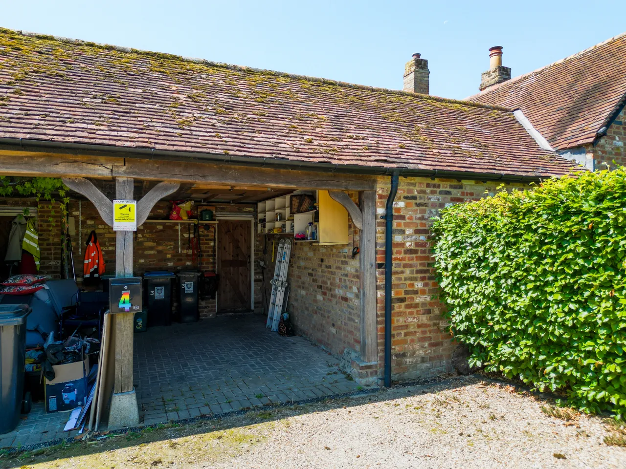 Tring Road, Long Marston, photo 22