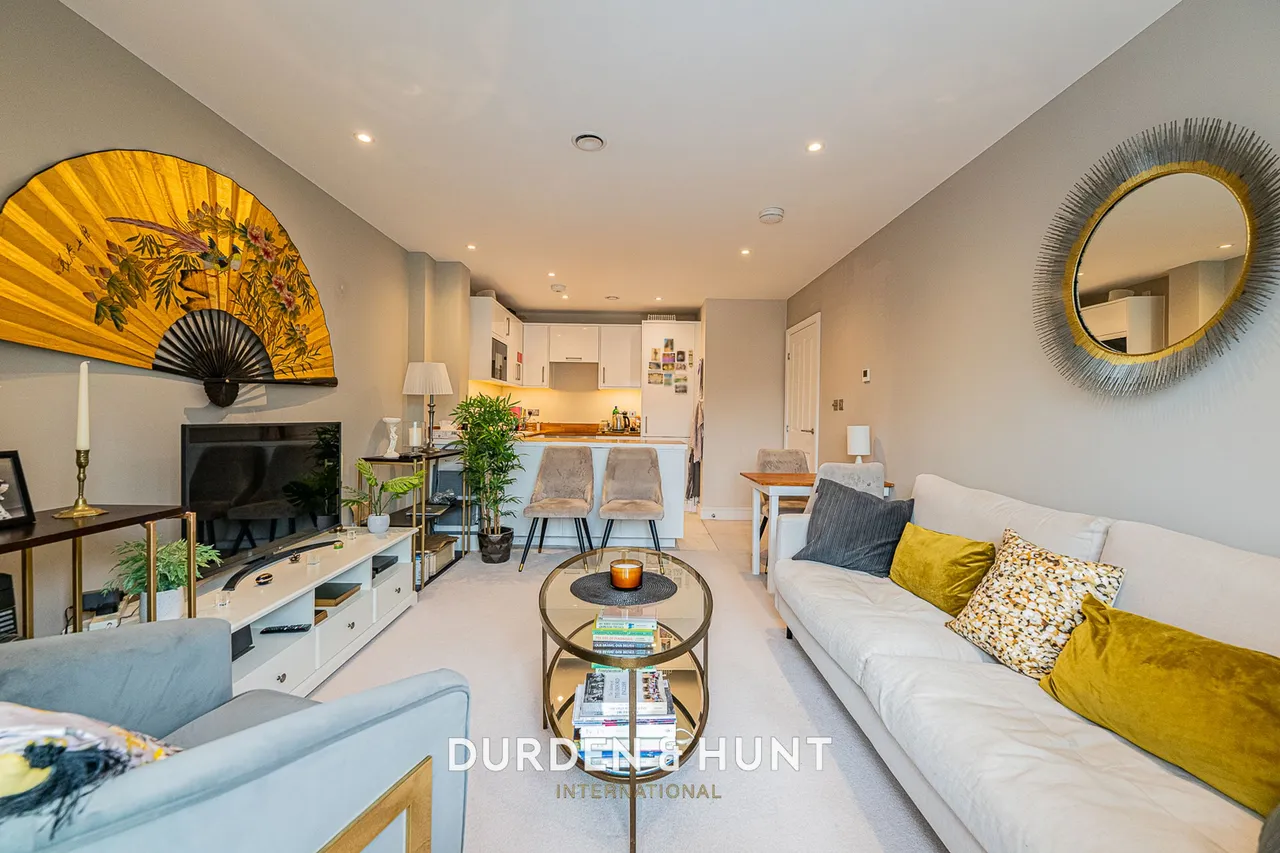 High Road, Loughton, IG10, photo 4