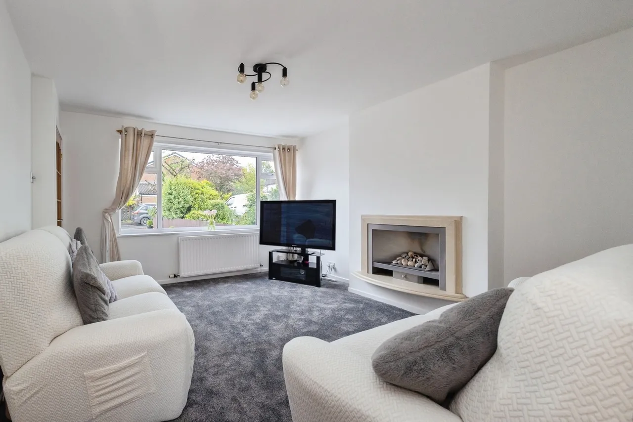 St. Giles Drive, HYDE, Cheshire, SK14, photo 4