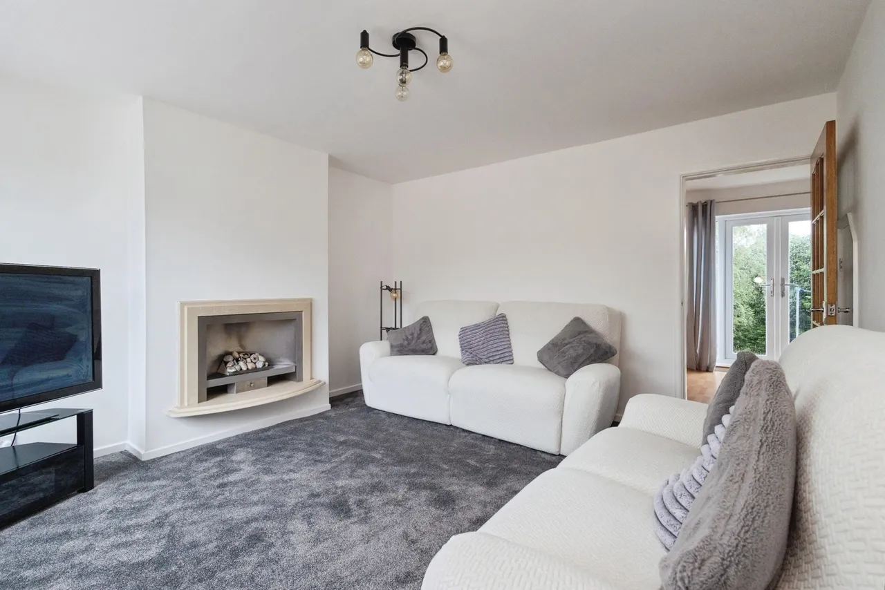 St. Giles Drive, HYDE, Cheshire, SK14, photo 3