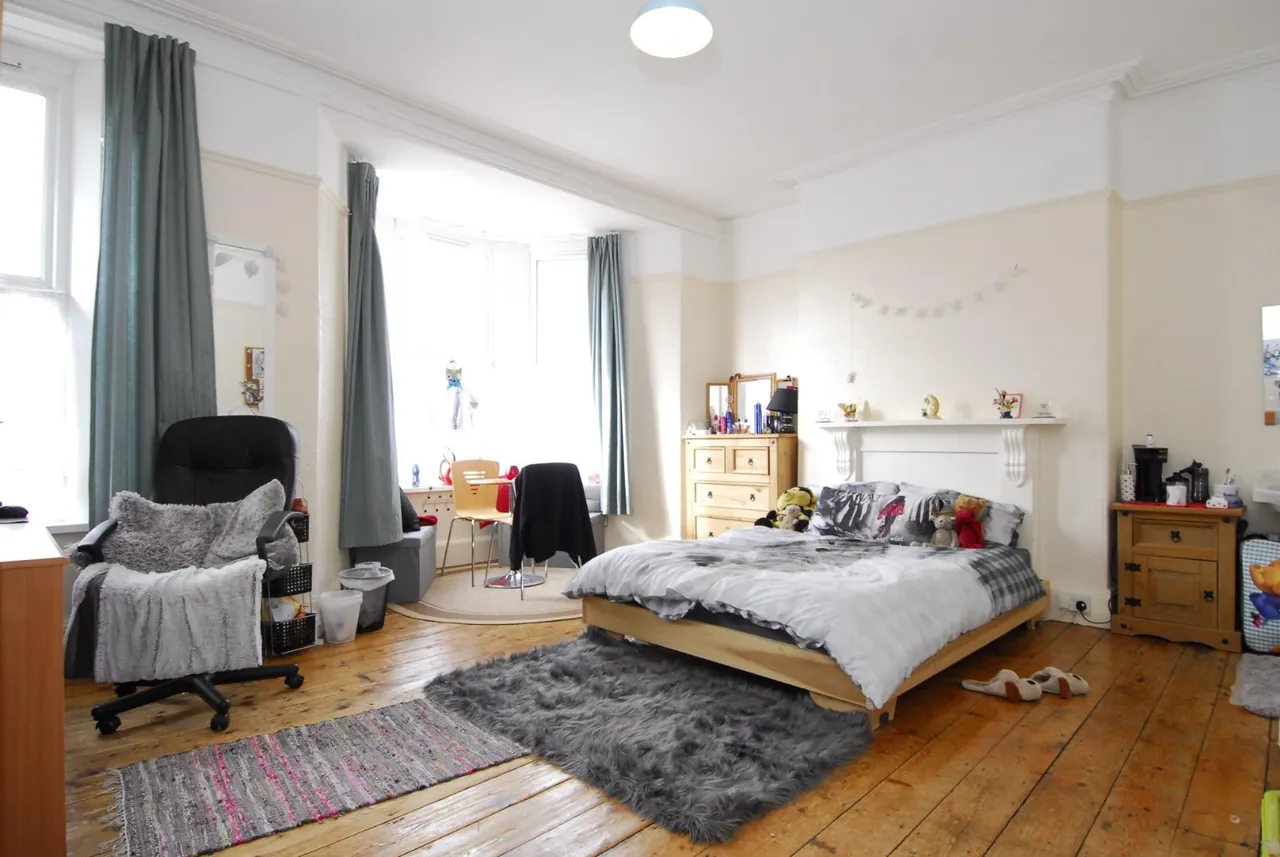 4 bed house to rent, Baring Street, Plymouth