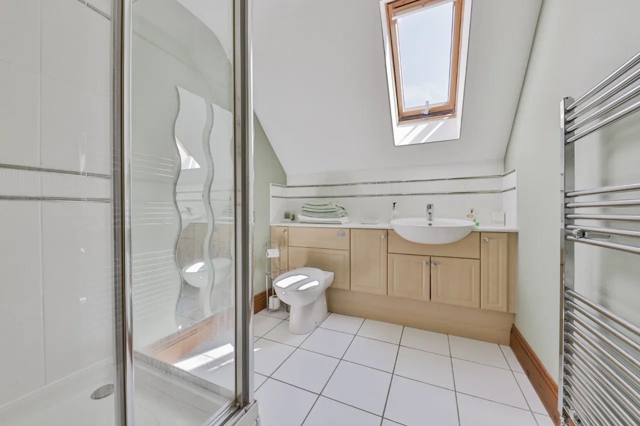 Lodge Gardens, Hessle, HU13, photo 16