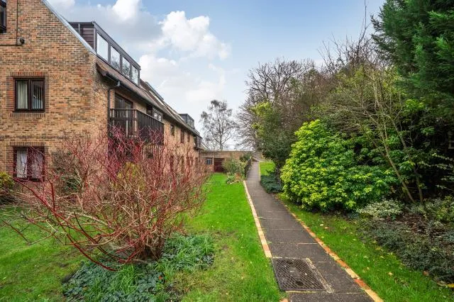 Barton Lane, Headington, OX3, photo 18