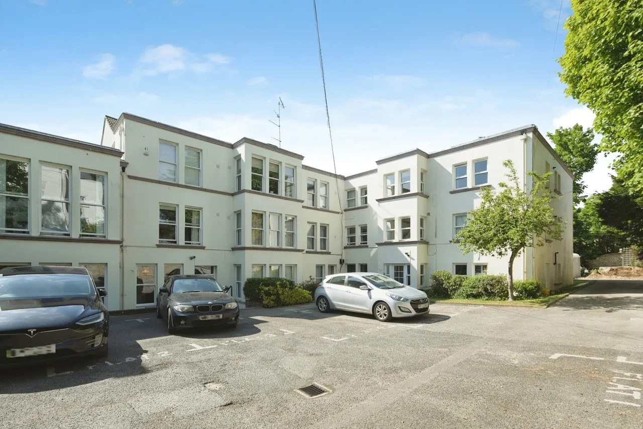 3 bed flat for sale, Harrington Road, Brighton, BN1