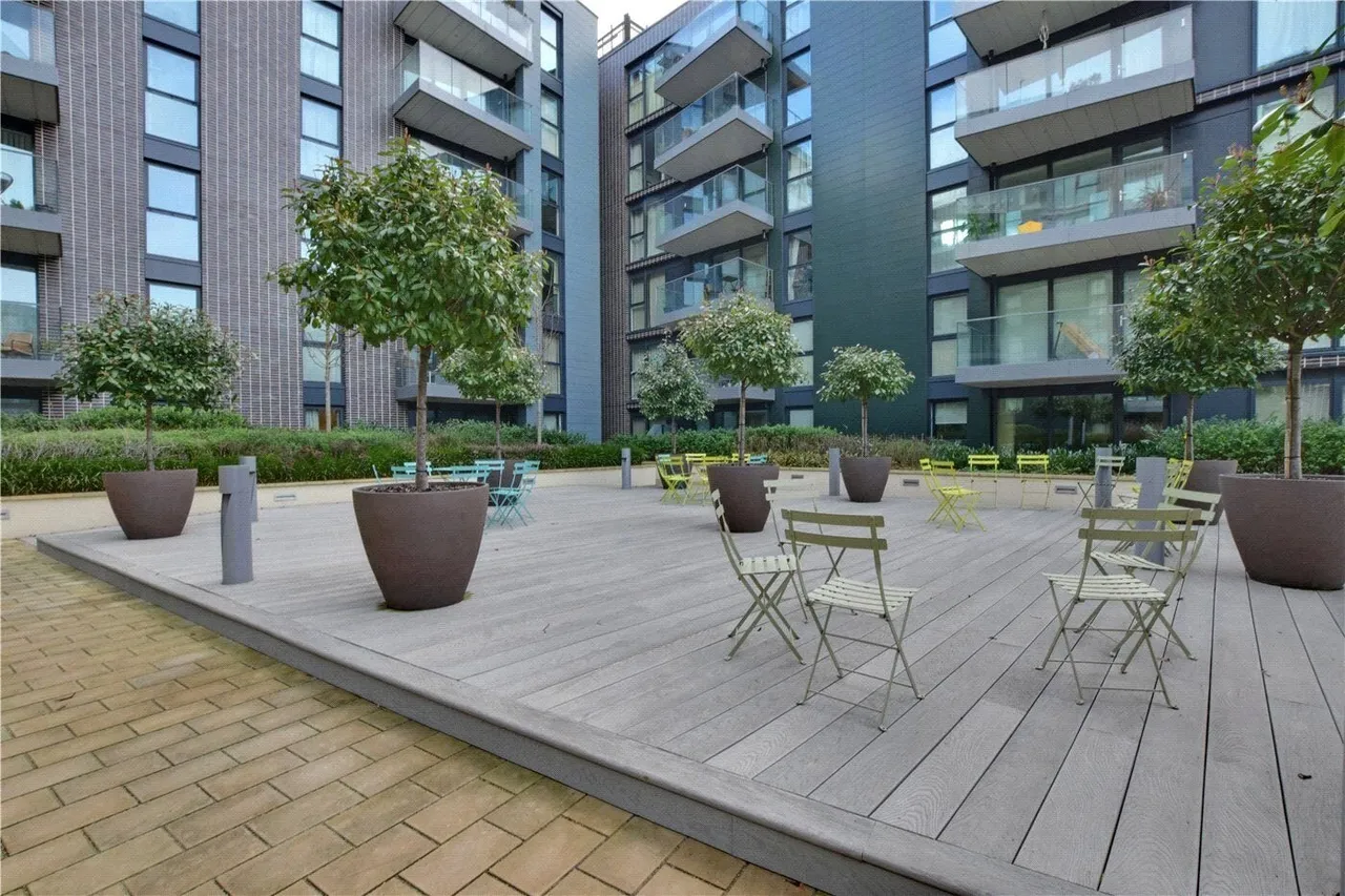 Hawthorne Crescent, Greenwich, SE10, photo 10