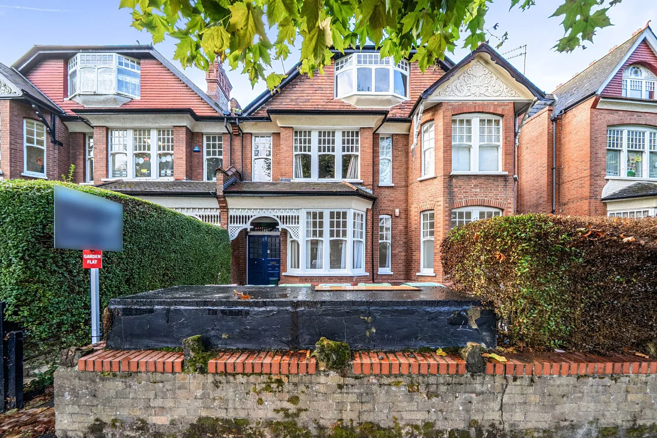 2 bed flat for sale, Princes Avenue, Muswell Hill, N10