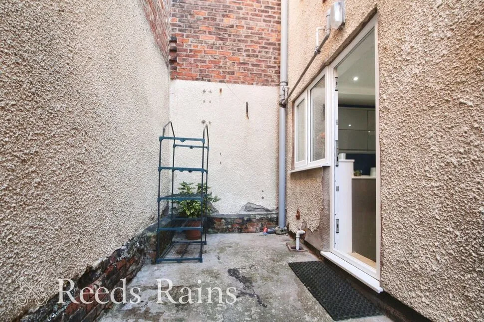 Pierce Street, Macclesfield, SK11, photo 16